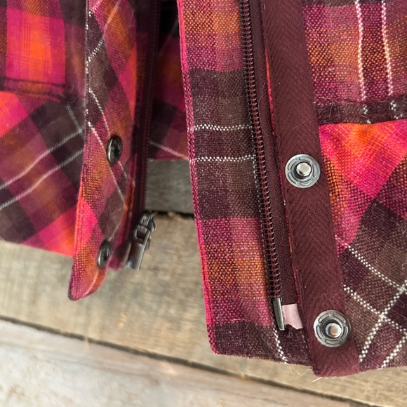 Columbia plaid jacket - Picture 2 of 14